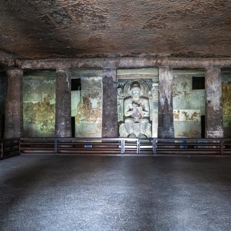 India, Maharashtra, Ajanta Caves - Cave 16