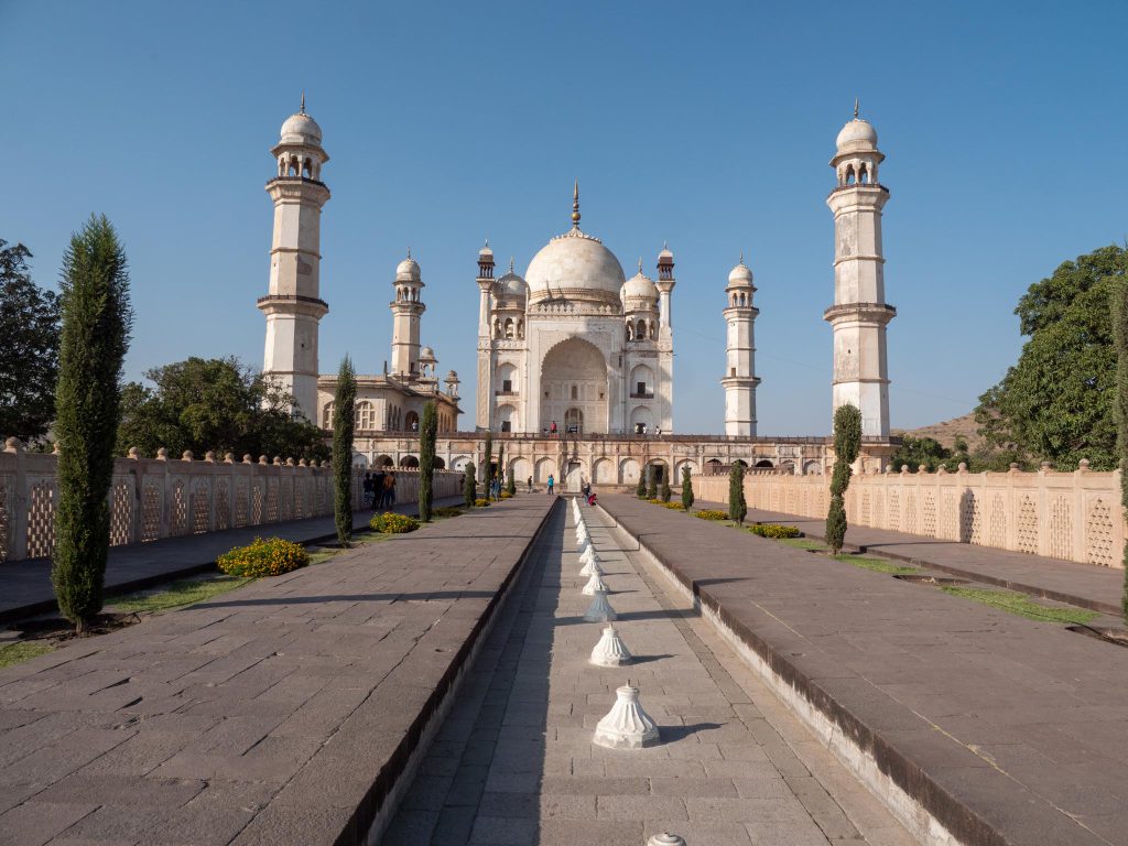 India, Maharashtra – Aurangabad – Tomb of the Lady (Bibi Ka Maqbara) (00:09:09) High-Quality Images & Videos The MCA Collection