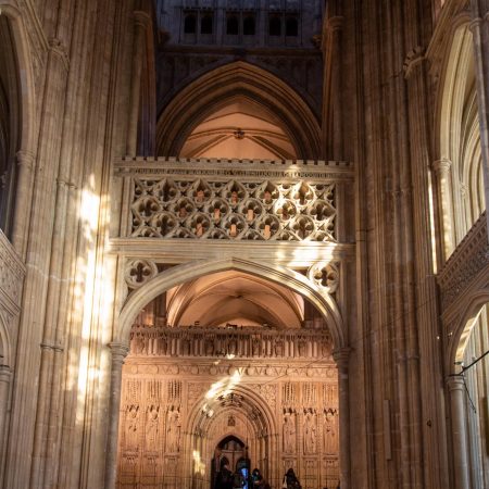 England, Canterbury cathedral - Crossing (00:00:44)