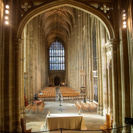 England, Canterbury cathedral - Nave (00:01:19)