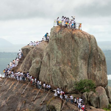 Sri Lanka, Mihintale Buddhist Monastery ׁׁ(00:05:37)