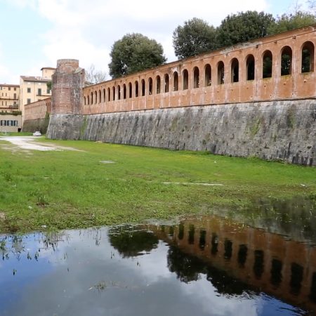 Italy, Tuscany, Pisa - Medieval Walls (00:01:32)