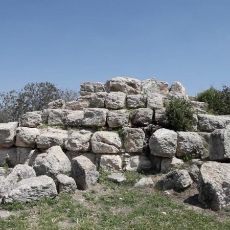 Israel, Adullam – Khirbet Borgin – Pyramide Burial Cave Israel, Adullam - Khirbet Borgin - Pyramide Burial Cave