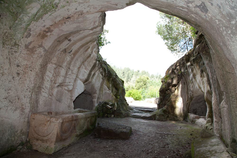 Israel, Beit Shea’rim Necropolis – Cave of the Lone Sarcophagus High-Quality Images & Videos The MCA Collection