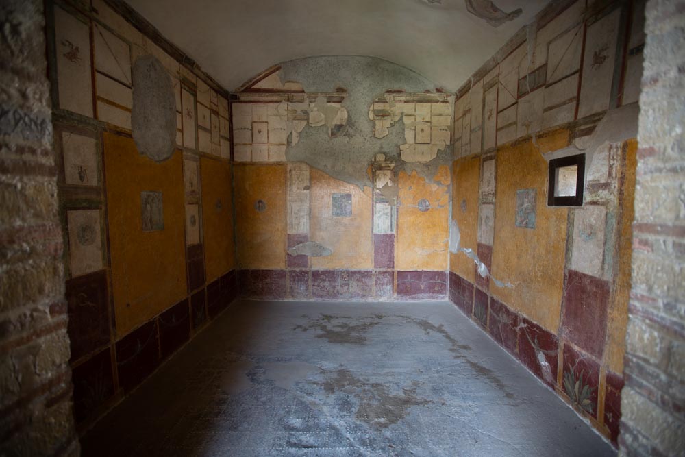 Italy, Pompeii, House of the Gilded Cupids, room with frescoes4 High-Quality Images & Videos The MCA Collection