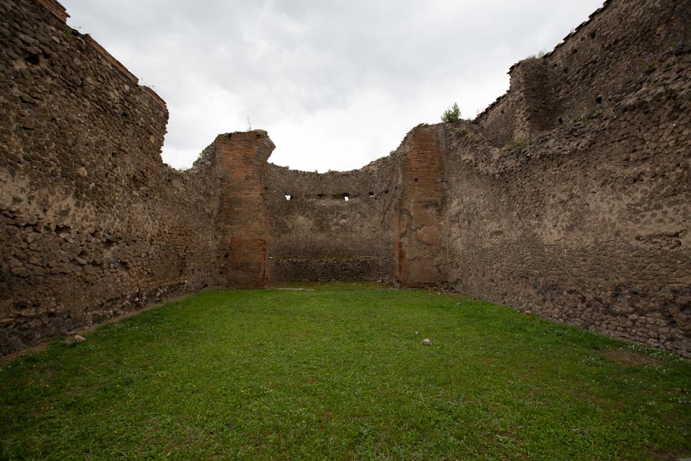 Italy, Pompeii, Roman Forum, the municipal buildings, in the south side of the Forum High-Quality Images & Videos The MCA Collection