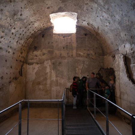 Italy, Pompeii, Stabian Baths, the Apodyterium in the men's sector with three arches made of Opus Latericium