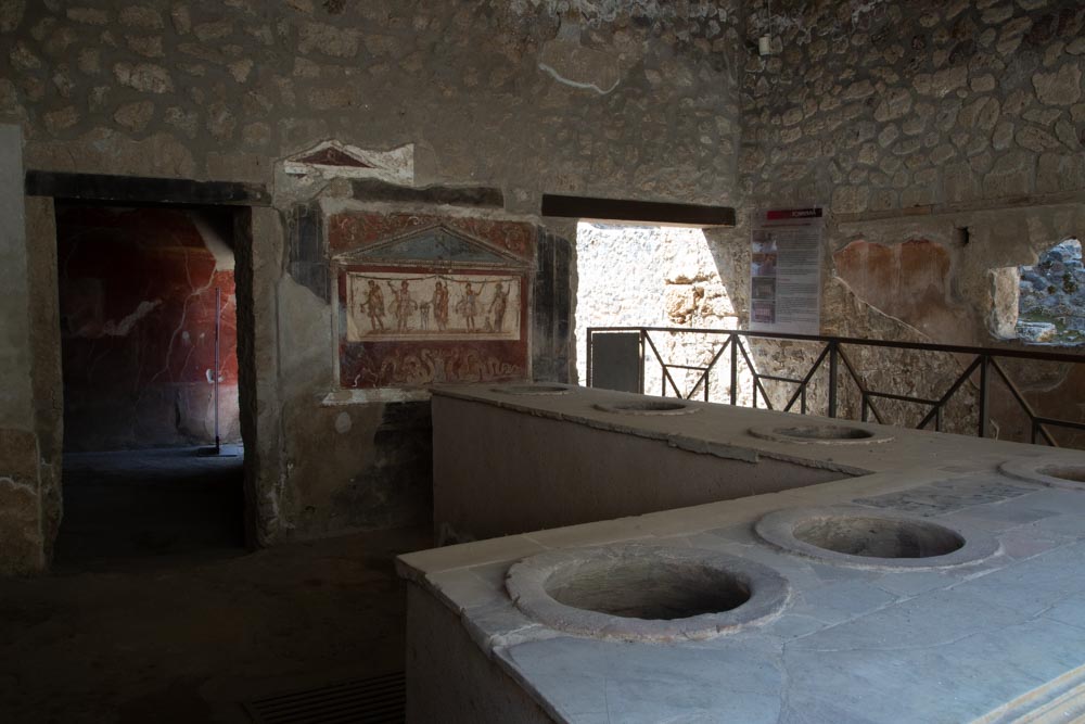 Italy, Pompeii, Thermopolium of Vetutius Placidus2 High-Quality Images & Videos The MCA Collection