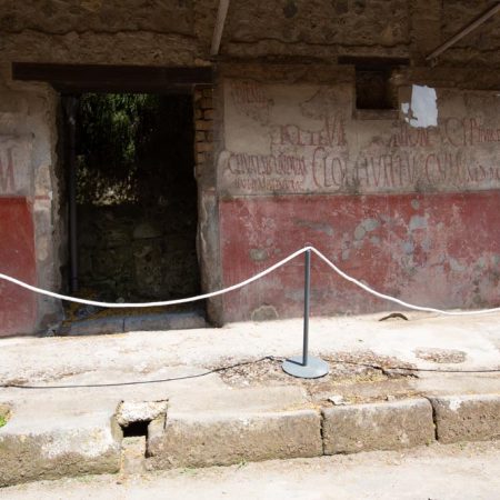 Italy, Pompeii, Via dell’Abondanza, Graffity on the walls, electoral slogans Italy, Pompeii, Via dell'Abondanza, Graffity on the walls, electoral slogans