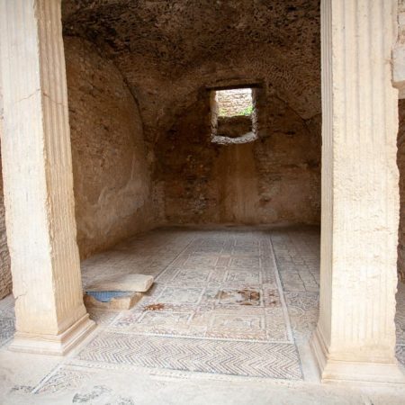 Tunisia, Bulla Regia -  House of the Hunting