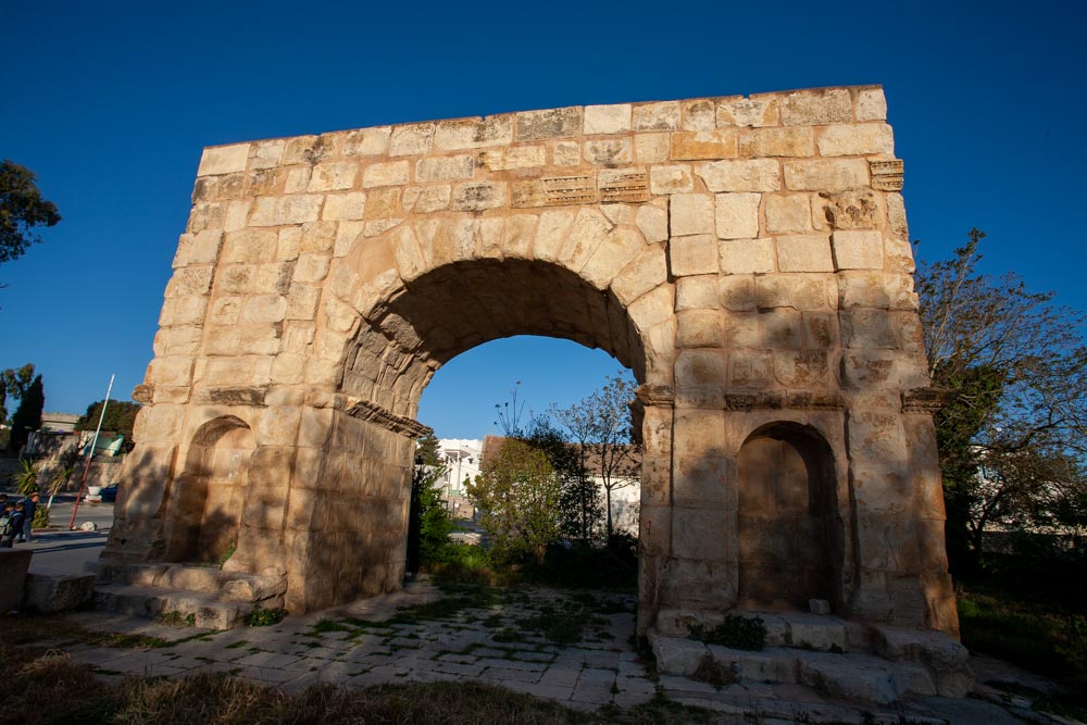 Tunisia, Makthar (Mactaris) –  West Gate High-Quality Images & Videos The MCA Collection